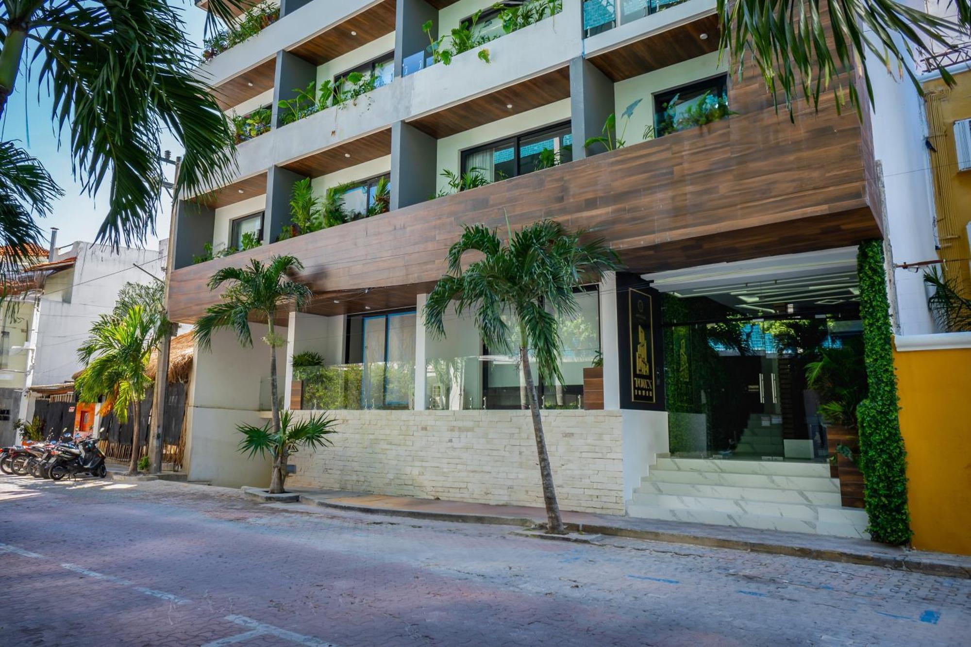 Menesse Town Tower 203 Apartamento Playa del Carmen
