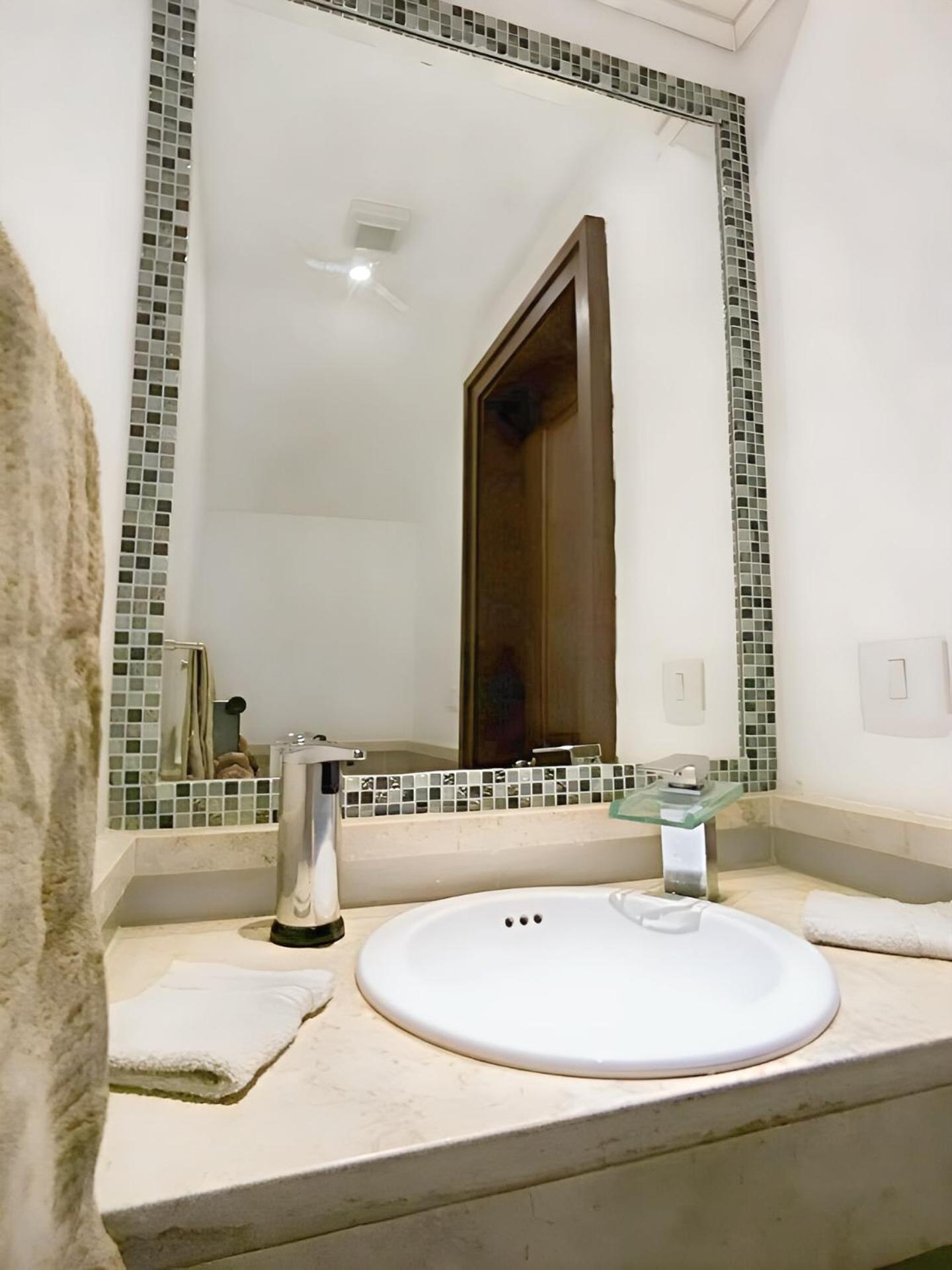 Apartment Luxury Duplex -4 Pers- 2mn Beach&5th Av, Pool, Gym *