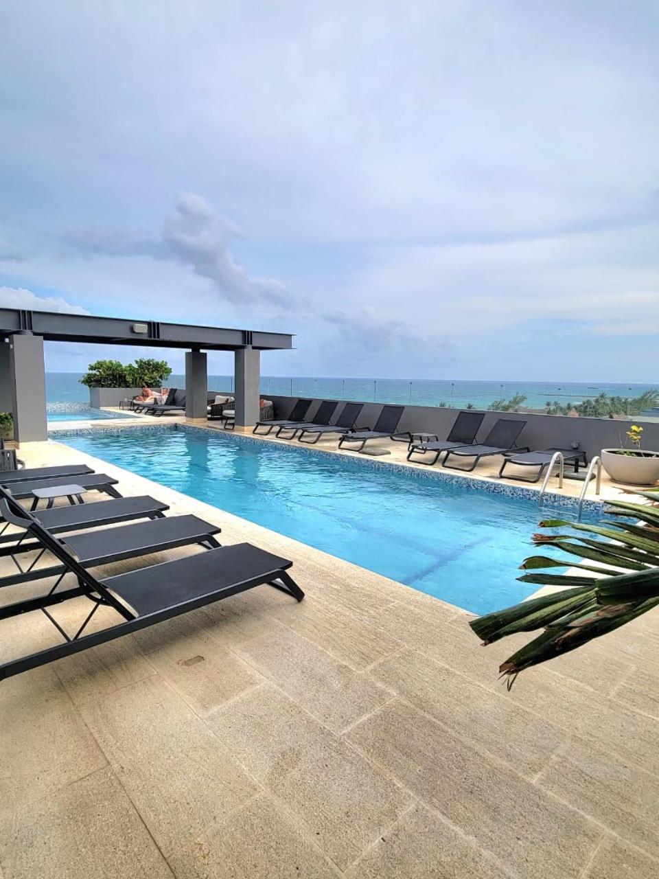 Apartment Luxury 1br Condo-amazing Oceanviews Prime Location Close To