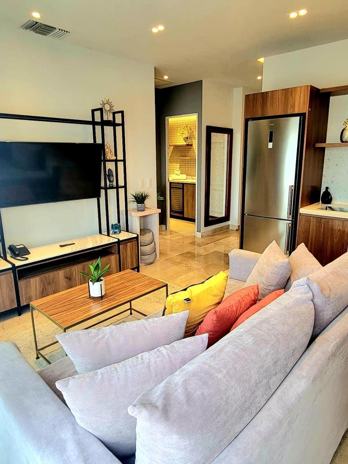 Apartment Luxury 1br Condo-amazing Oceanviews Prime Location Close To *