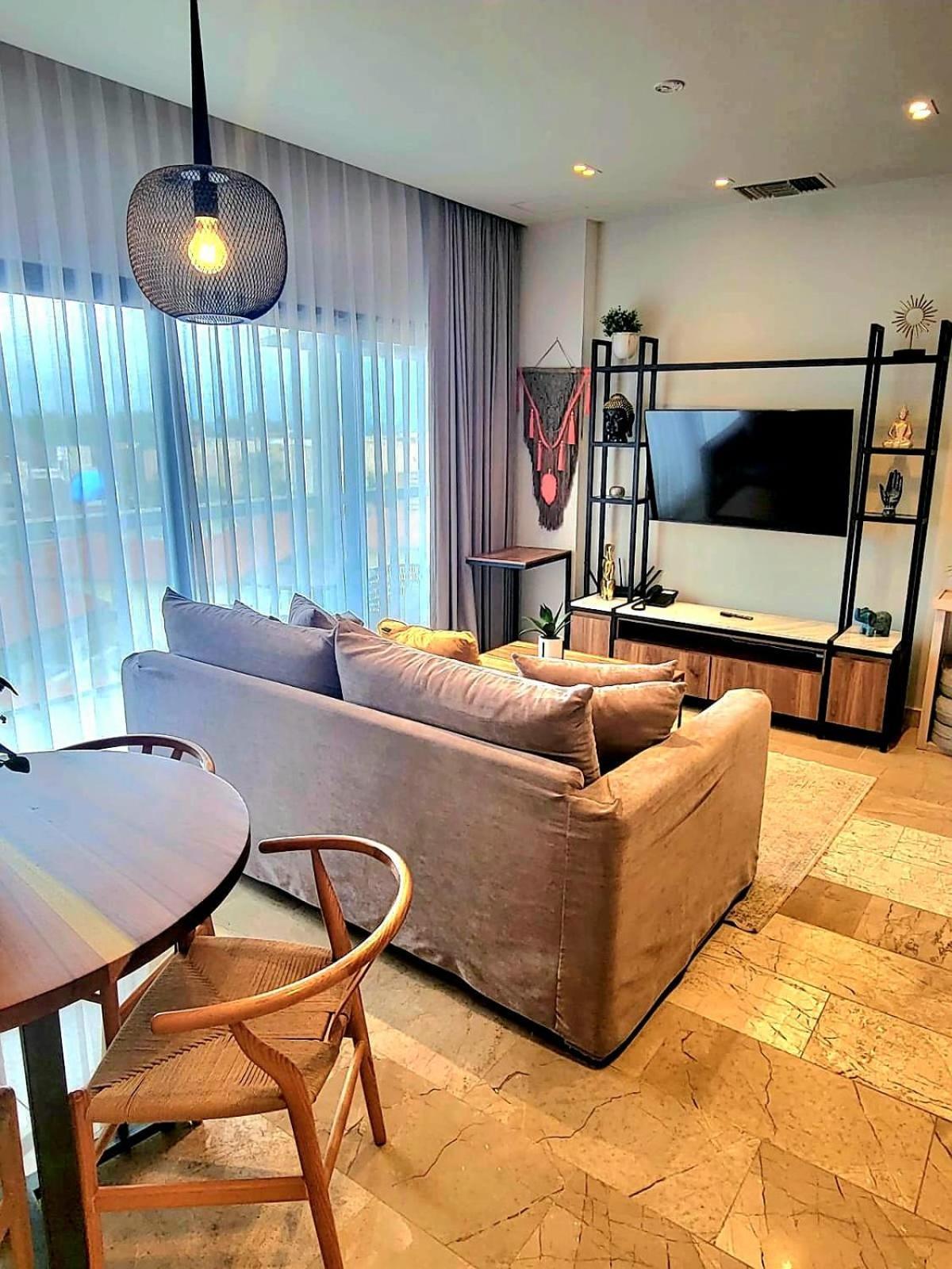 Apartment Luxury 1br Condo-amazing Oceanviews Prime Location Close To *