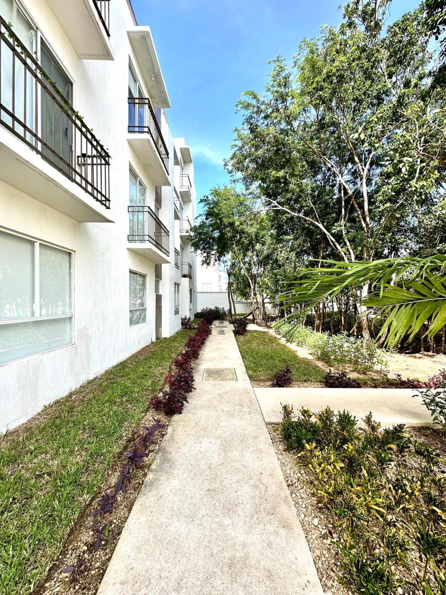Ya Ab Kuxtal With Big Pool-grill-balcony-garden Playa del Carmen