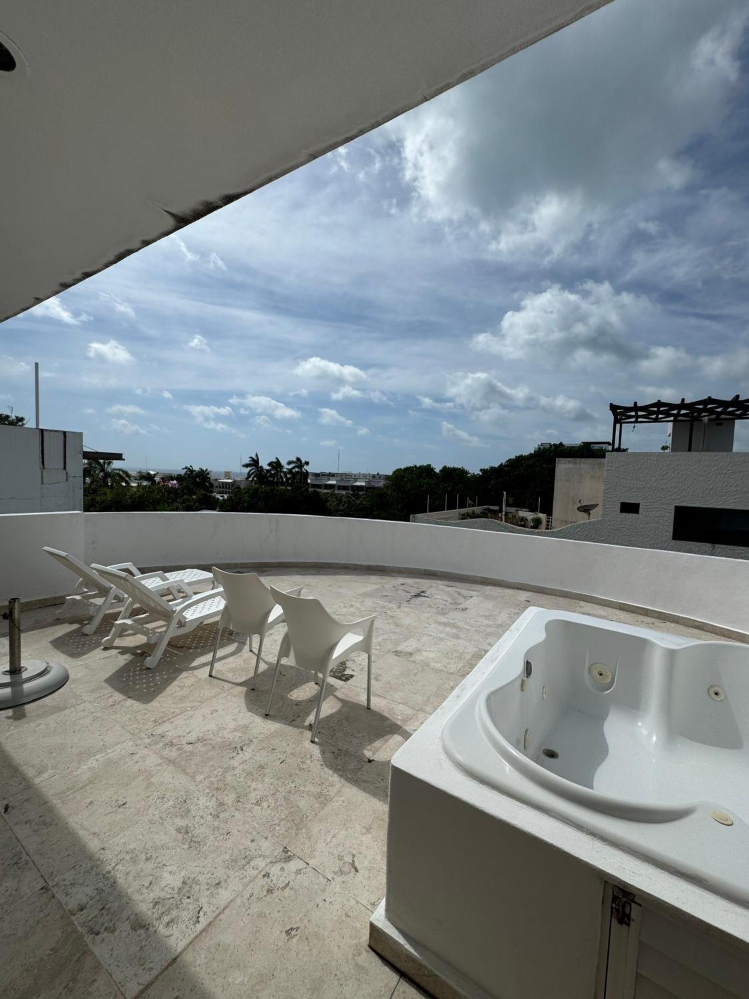 Moderno Y Amplio Sobre 5ta Av Apartment Playa del Carmen