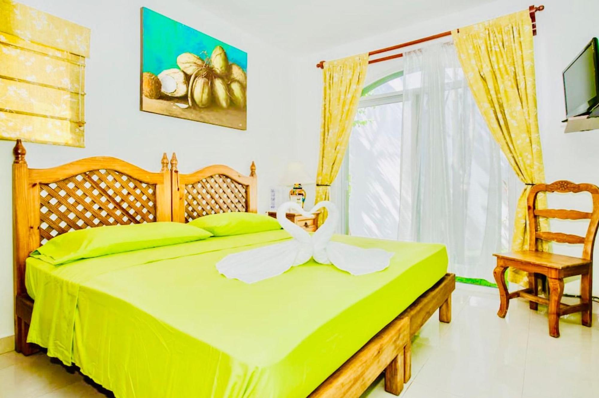 Gorgeous 11 People Superior Villa With Pool Playacar Phase 2 Playa del Carmen