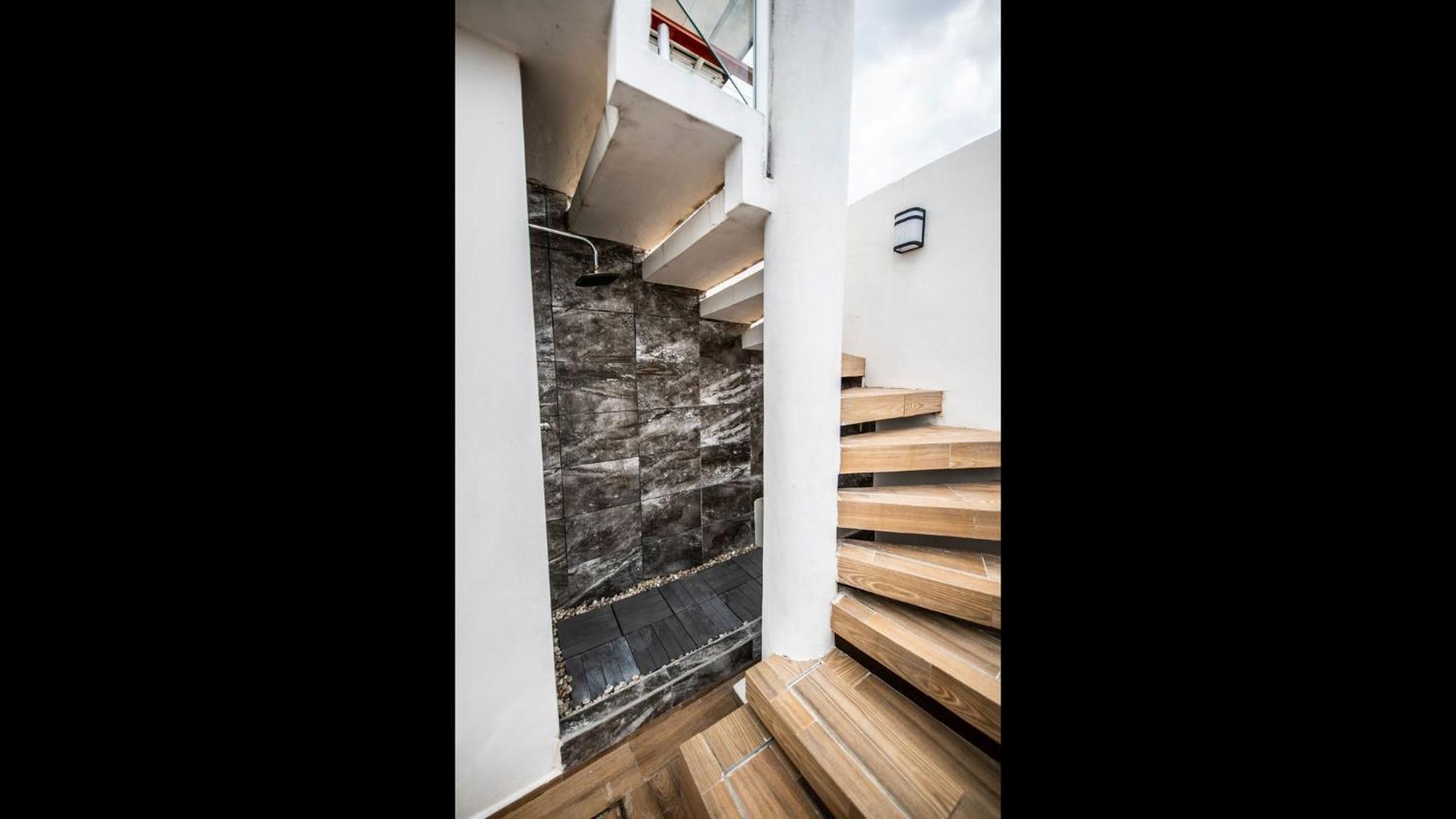 Penthouse At Mamitas Beach, Barbecue, Balcony, Sundeck, Jacuzzi Holiday home Playa del Carmen