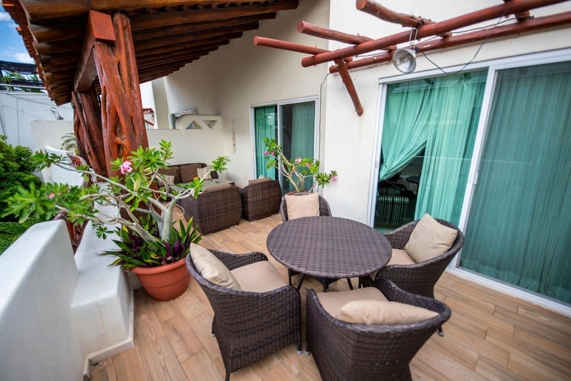 Penthouse At Mamitas Beach, Barbecue, Balcony, Sundeck, Jacuzzi
