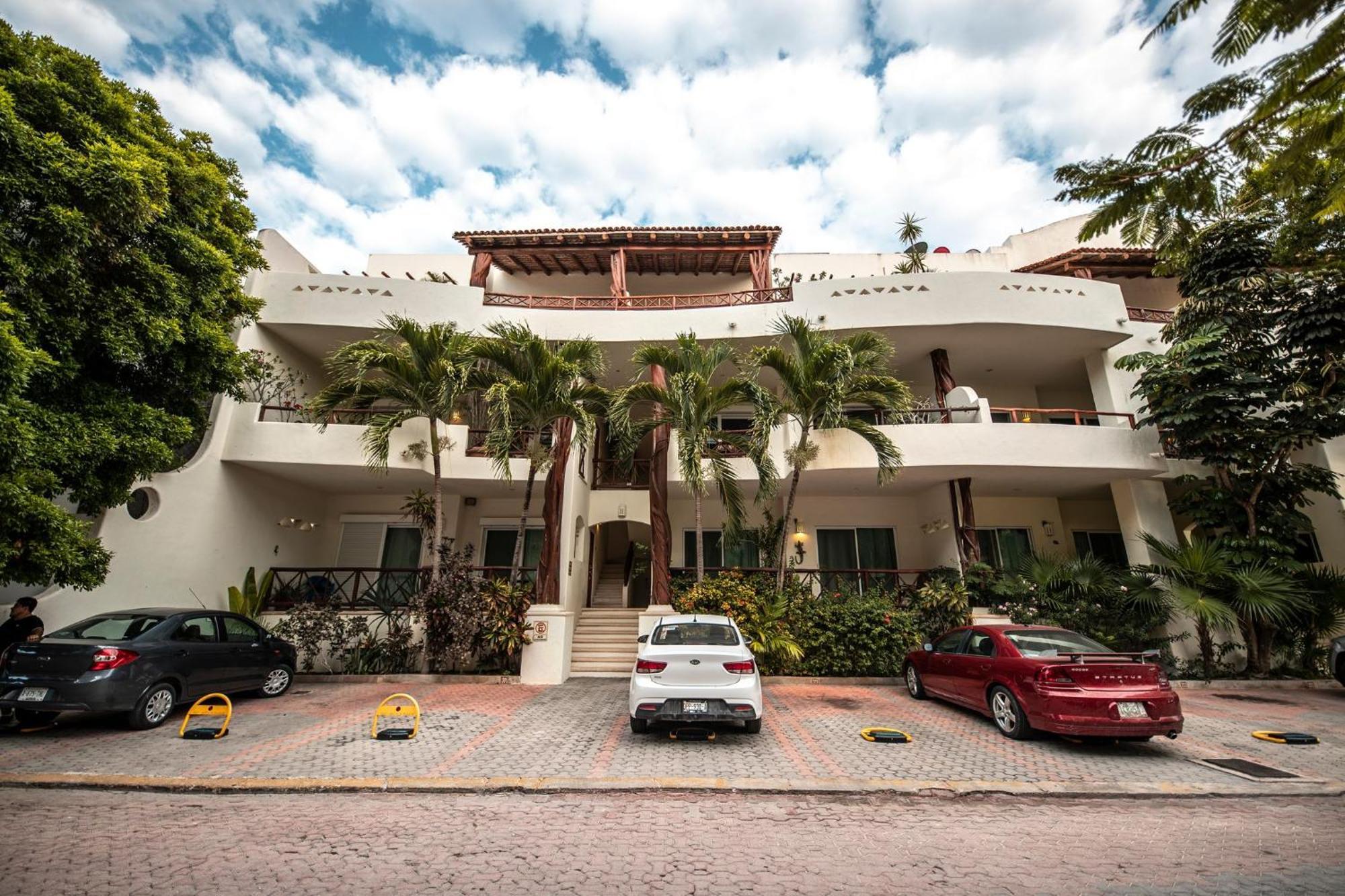 Holiday home Penthouse At Mamitas Beach, Barbecue, Balcony, Sundeck, Jacuzzi Playa del Carmen
