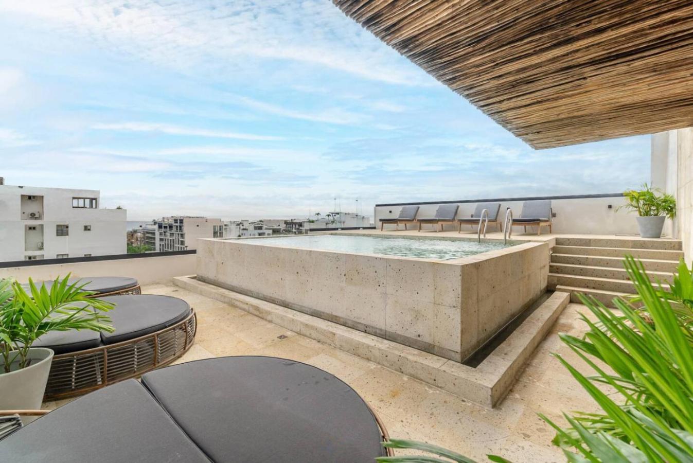 Lux With Rooftop Pool, Walk To And 5th Ave Casa de férias *