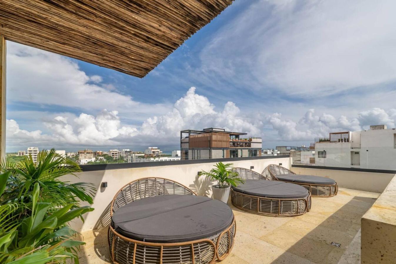 Lux With Rooftop Pool, Walk To And 5th Ave