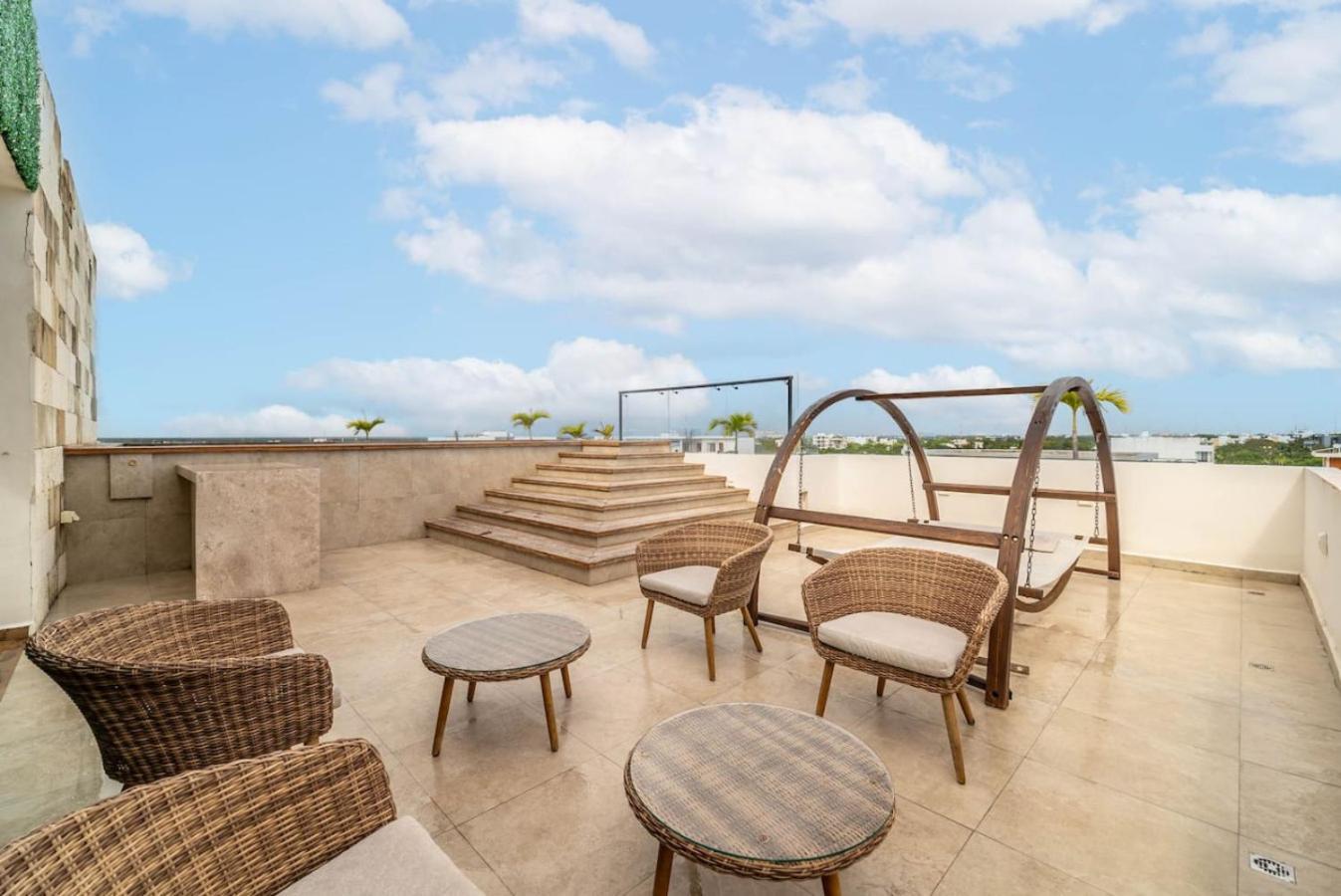 2 Bedroom Oasis With Incredible Rooftop Pool * Playa del Carmen