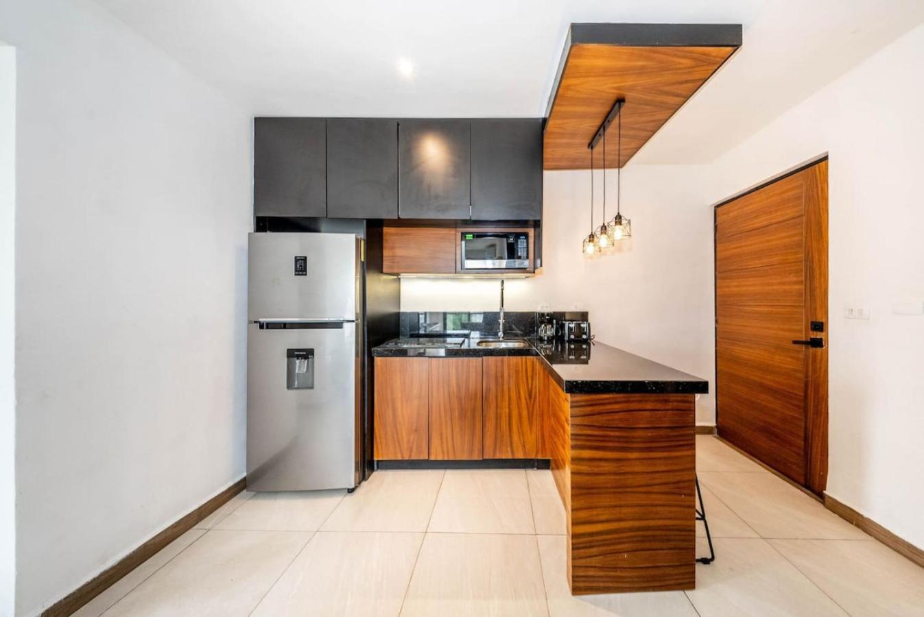 2 Bedroom Oasis With Incredible Rooftop Pool Holiday home Playa del Carmen