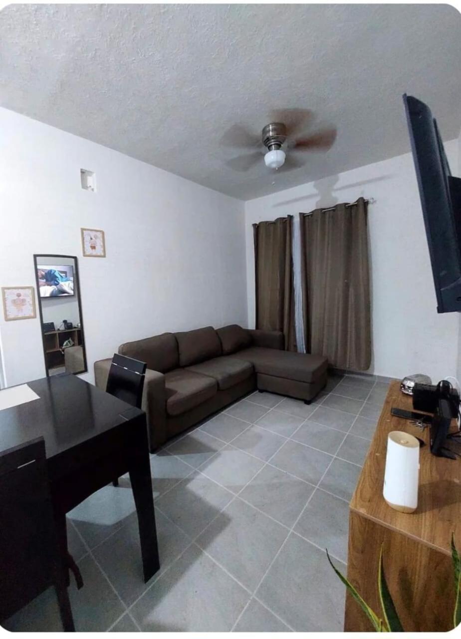 Apartment Vacacional Houserom *