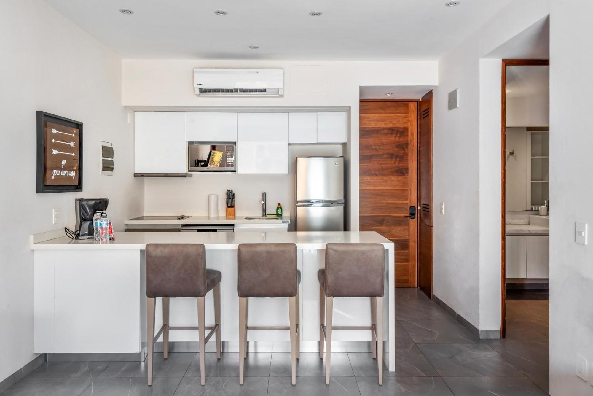 Luxury 2 Hab Cocina Ac Gym Pool Cine