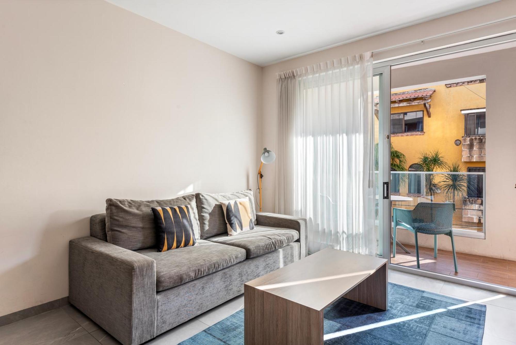 Luxury 2 Hab Cocina Ac Gym Pool Cine *
