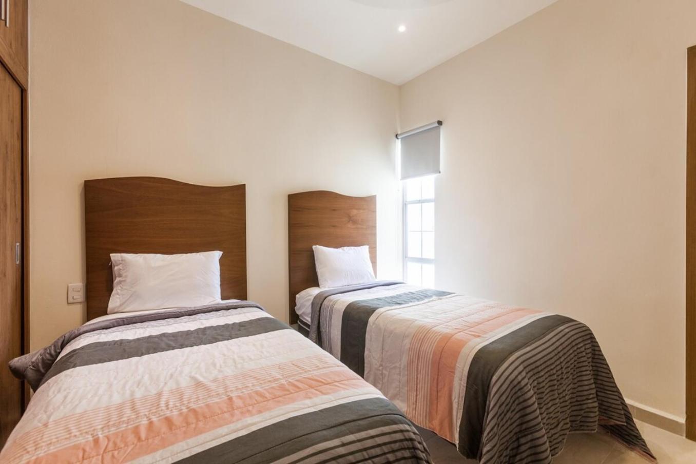 Holiday home Omg! Casacaribe10minbeachwifi 100mb3poolsgym *