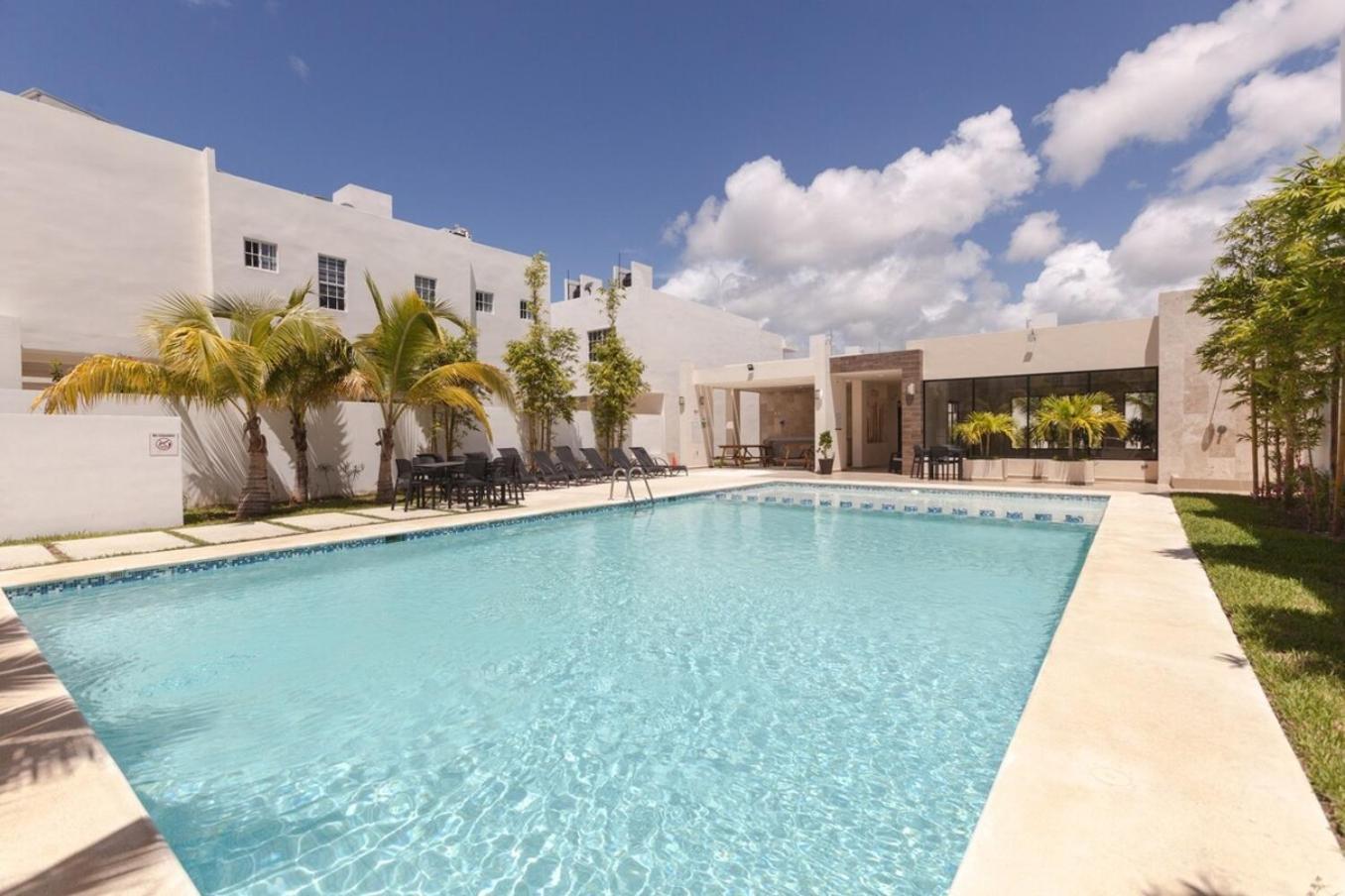 Holiday home Omg! Casacaribe10minbeachwifi 100mb3poolsgym Playa del Carmen
