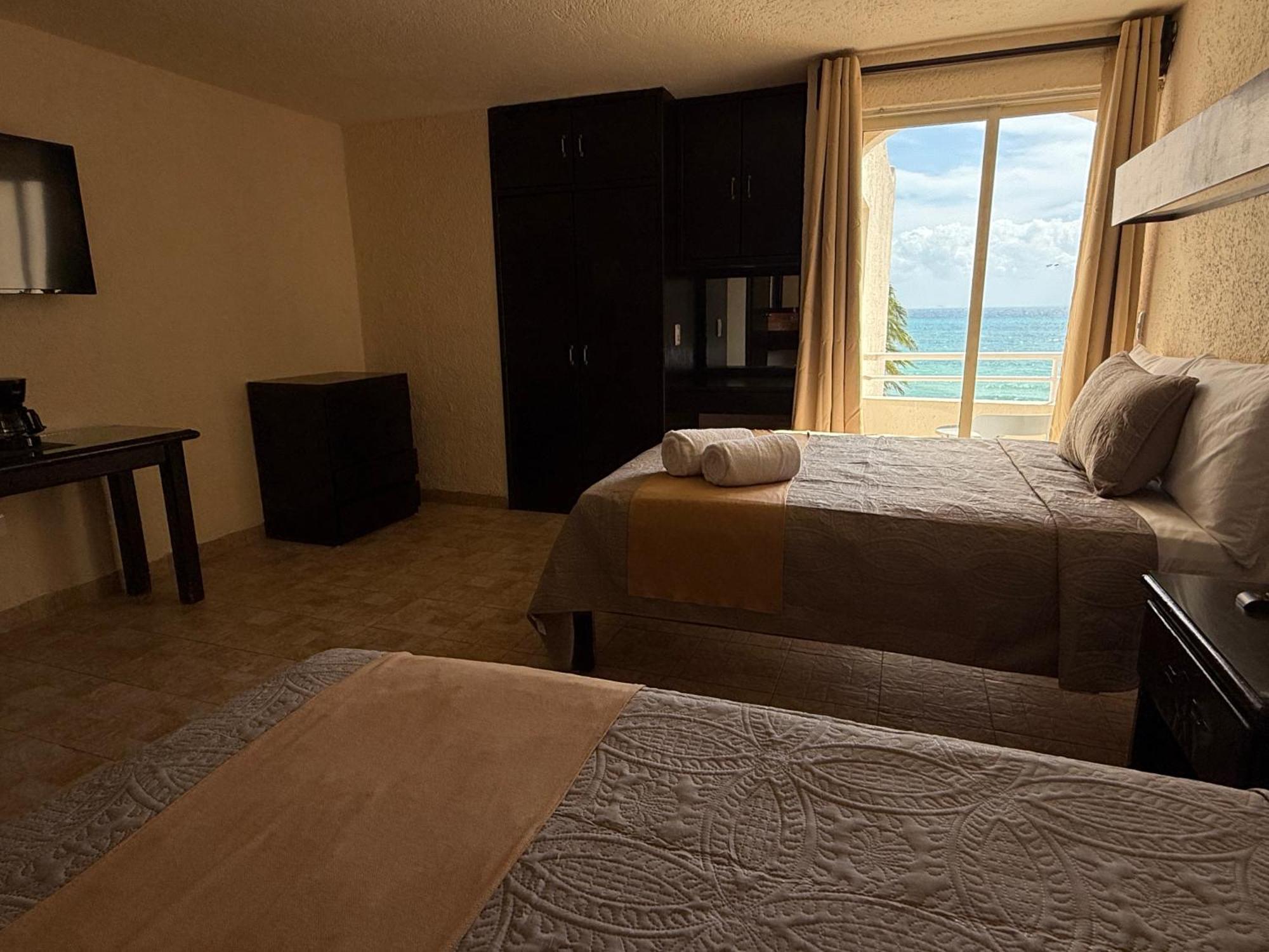 Hotel Luciana & Club 3*