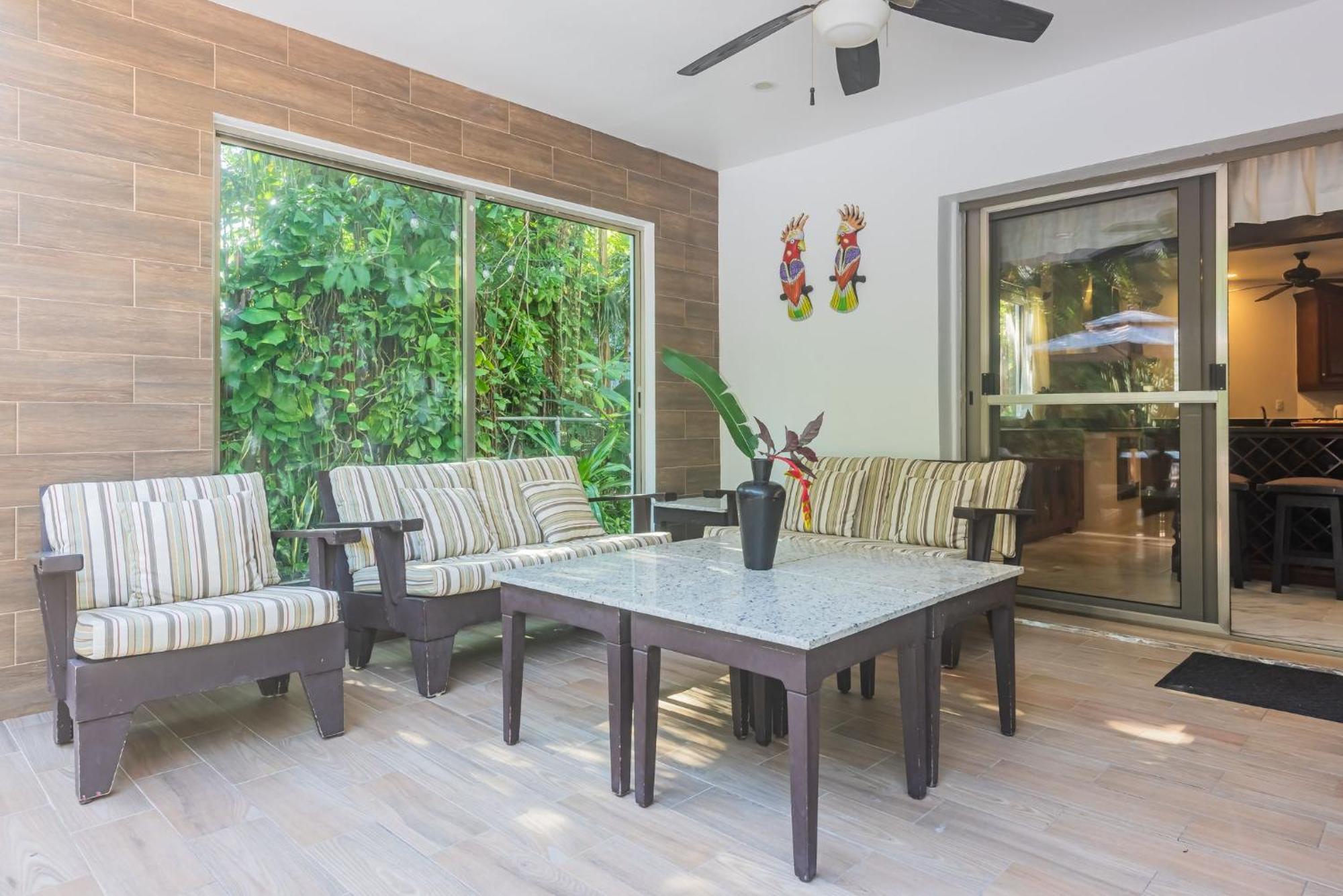 Villa Holiday, Weekly Monthly Discount Private Pool, Bbq, Family Friendly