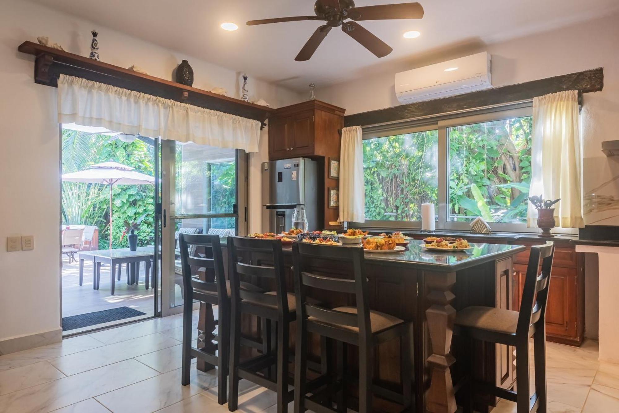 Holiday, Weekly Monthly Discount Private Pool, Bbq, Family Friendly Villa *