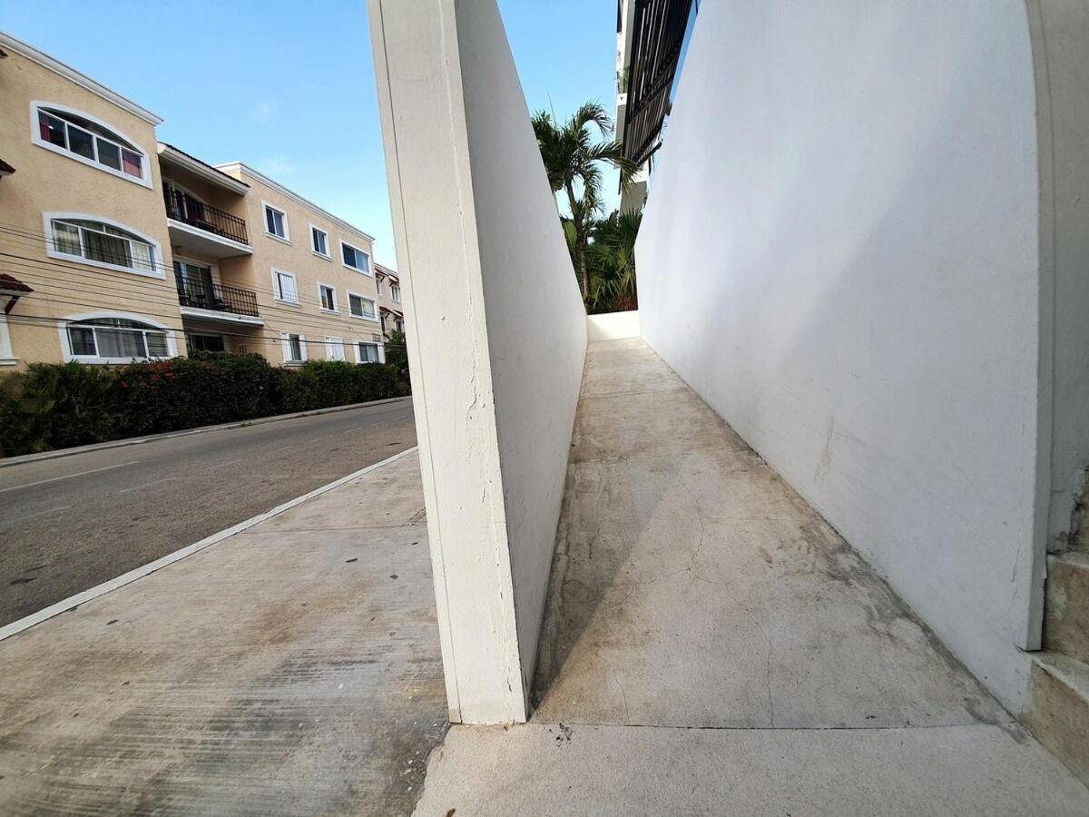 Penthouse Well Located And Wifi 50mb - Downtown Area Apartment *