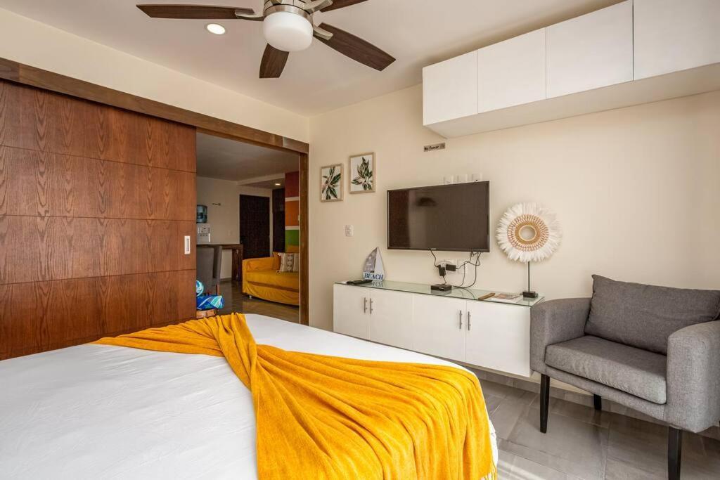 Apartment 5mins To Beach+pool+kingbed+freedisneyplus Playa del Carmen