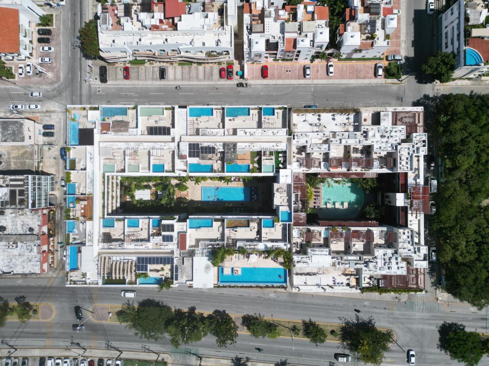 1br Luxury Loft - 2 Pools - Gym -near Playa del Carmen