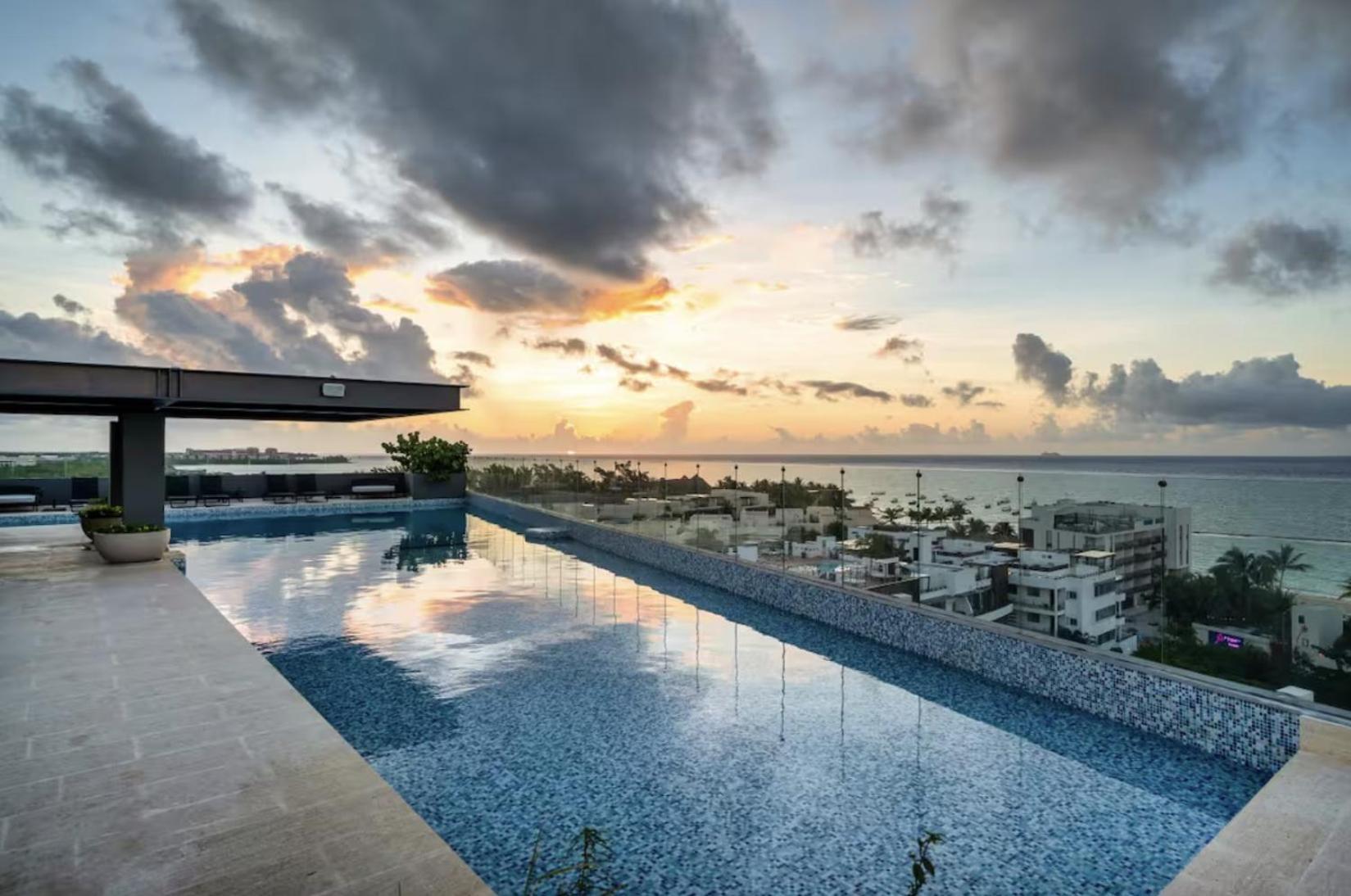 Luxury 1br Condo-amazing Oceanviews Prime Location Close To Apartment
