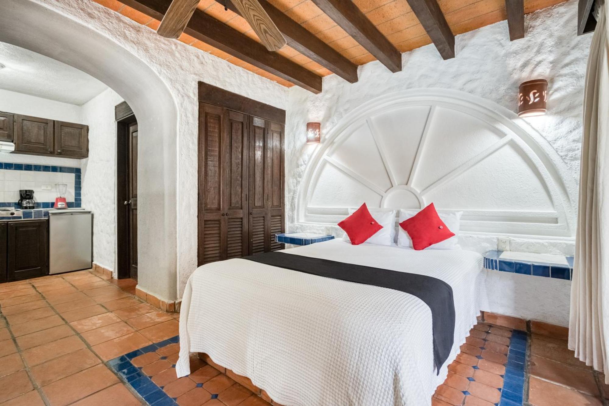 Hotel Capital O Mimi Del Mar, 5*
