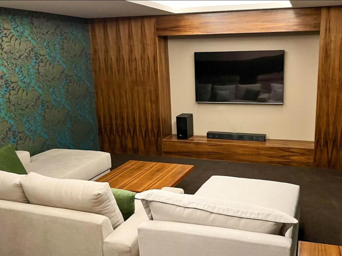 Luxury Playa Retreat Rooftop Pools Apartment Playa del Carmen