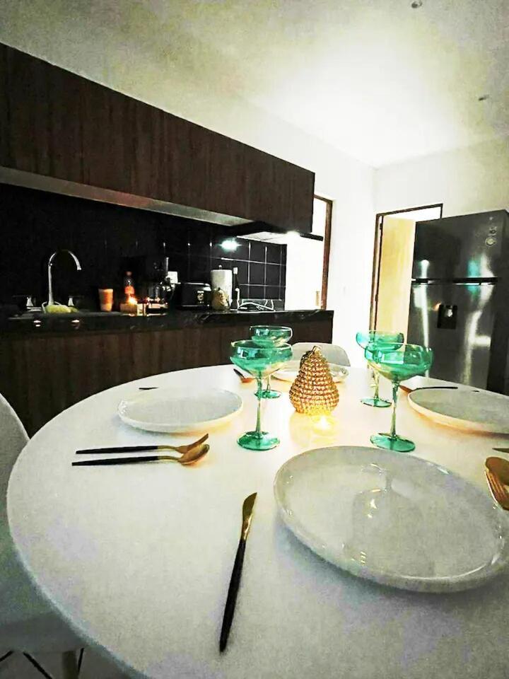 Depa 2br Con Vista Piscina Y Gym * Playa del Carmen