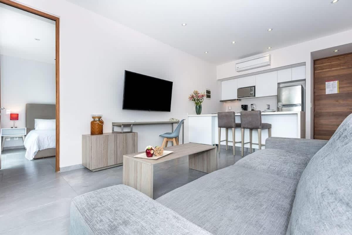 Apartment Luxury 150mb 2 Bedroom Cine Gym Pool