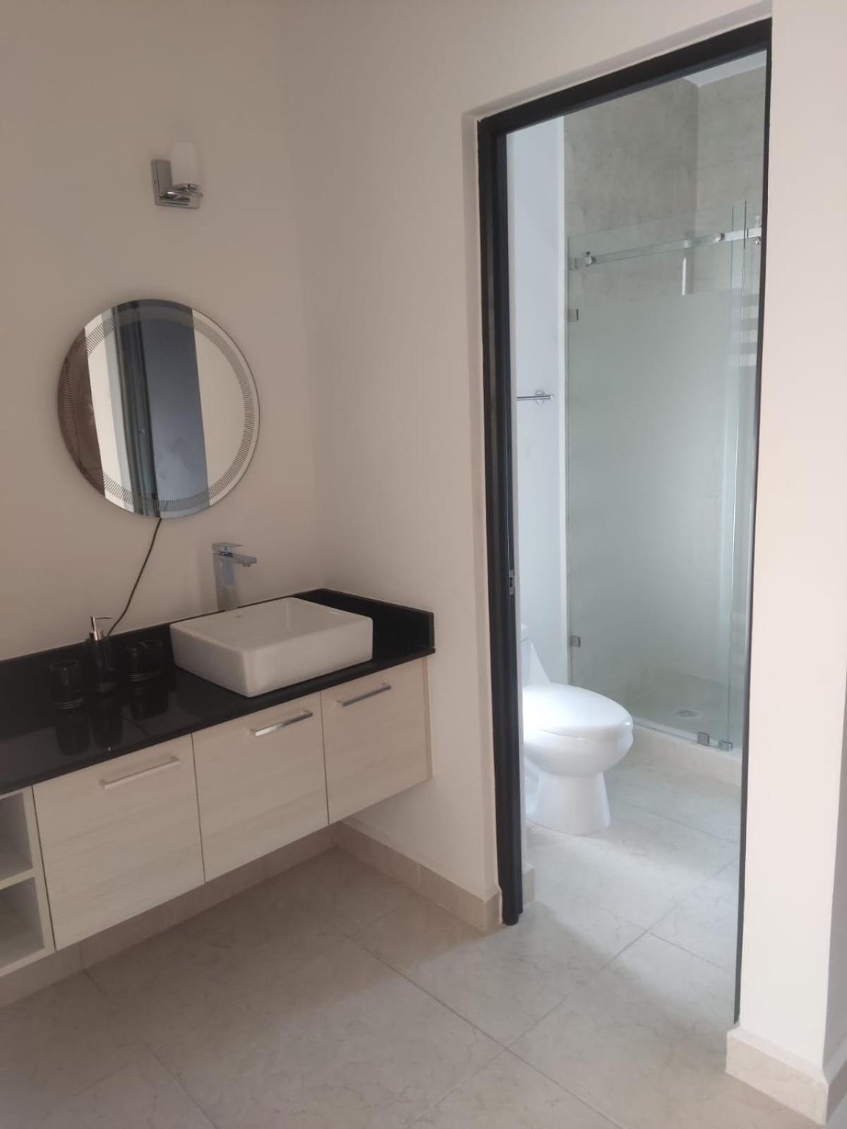 Nueva 3 Pisos En Ferienhaus *
