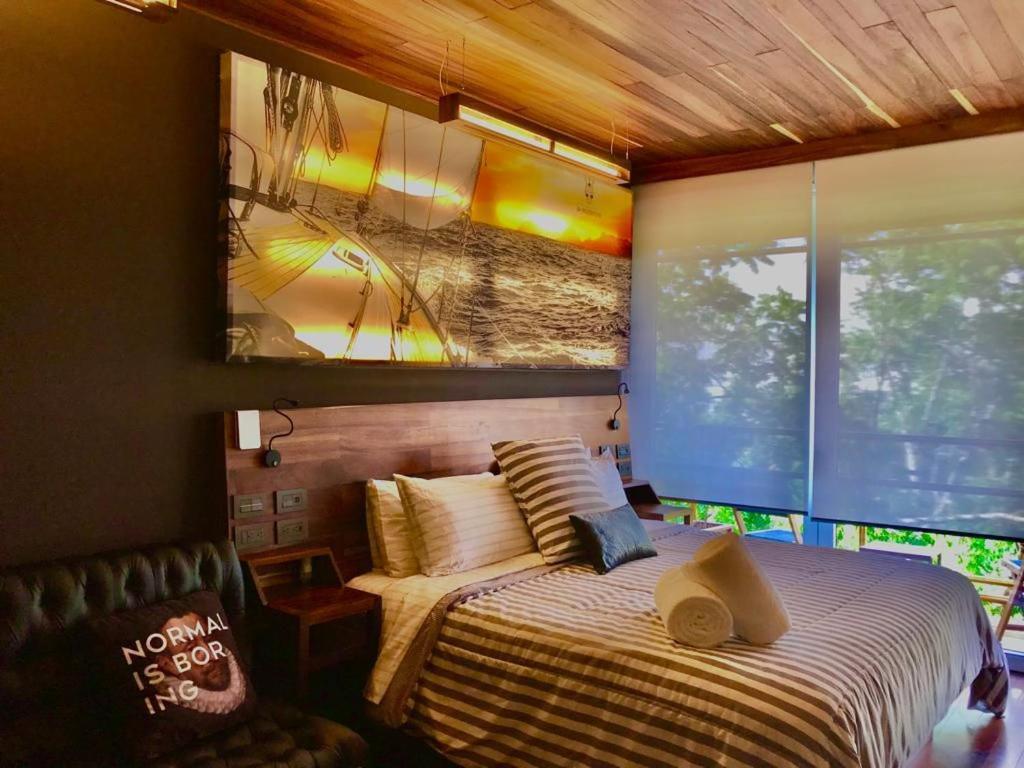 La Residencia 309, With Balcony Apartment