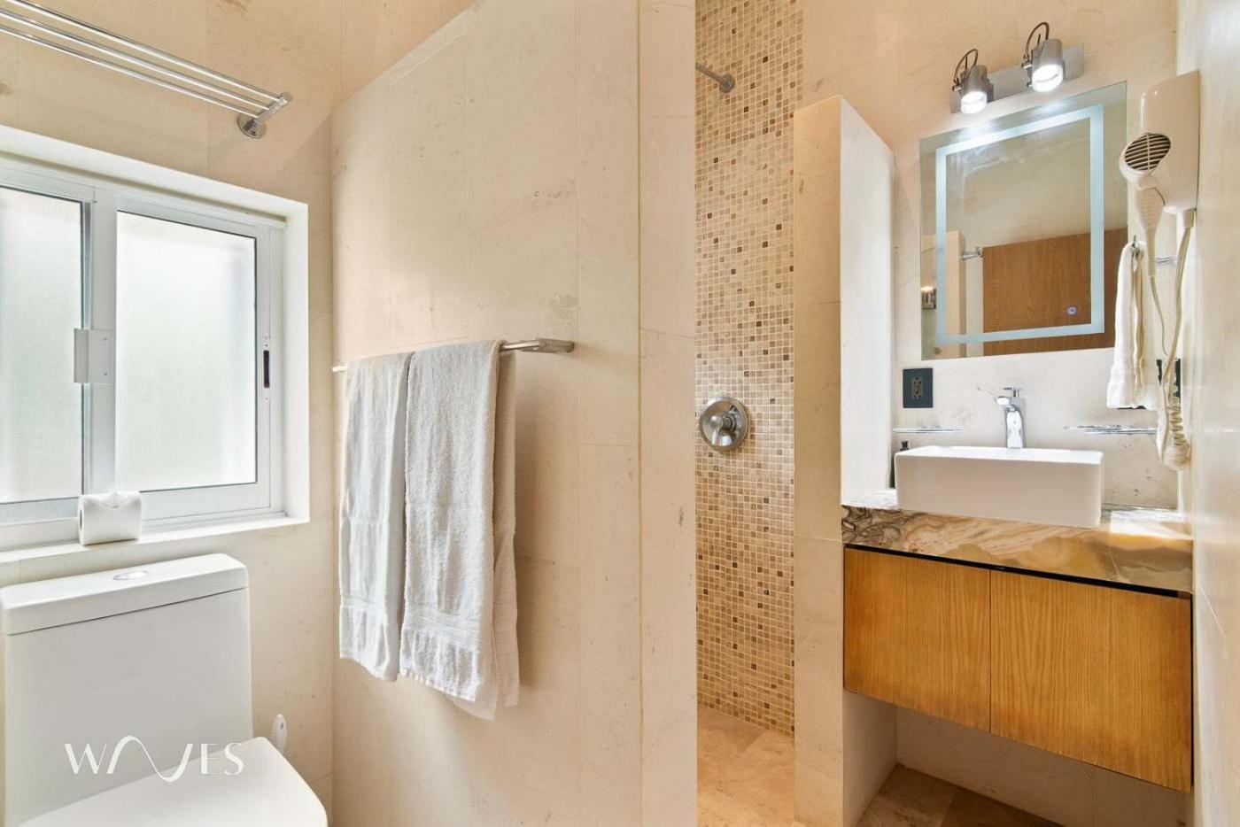 Spot On 5th Ave - 2br With King Beds & Style Playa del Carmen
