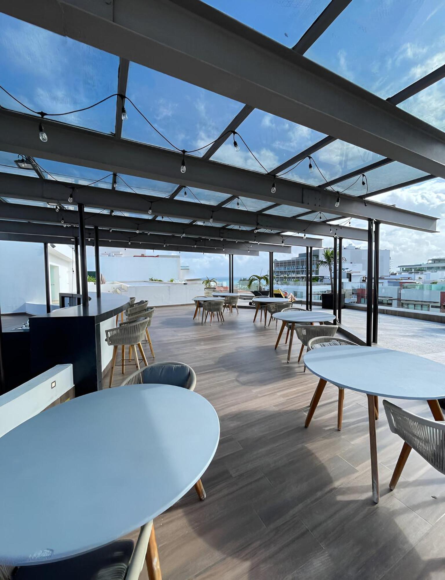 Apartment Grandioso De 2 Habs Cerca De La Playa