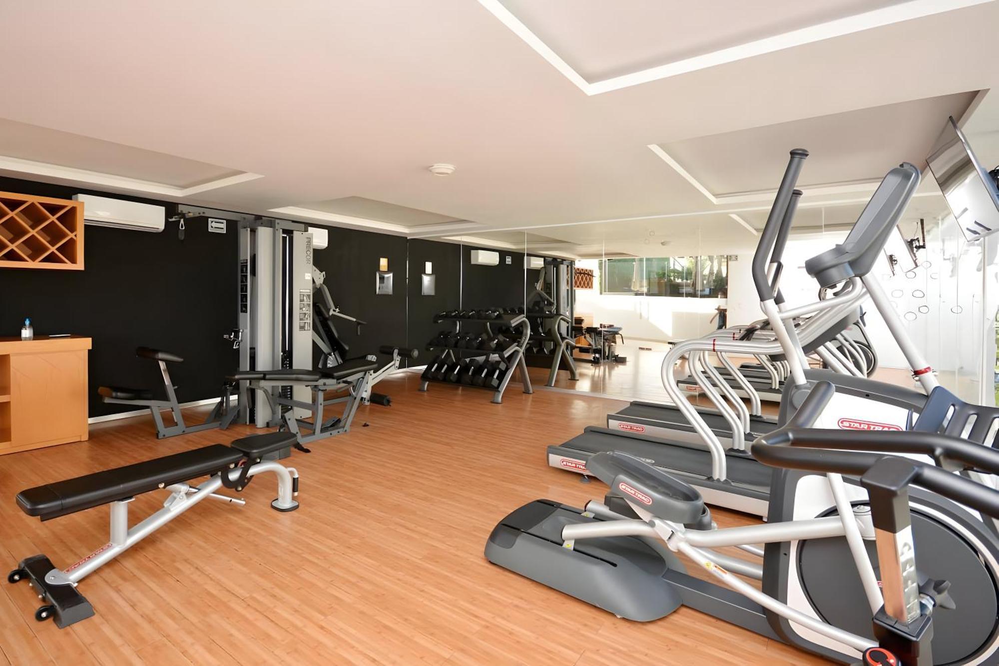 The Shore - Chic Getaway - Steps Away Playa del Carmen