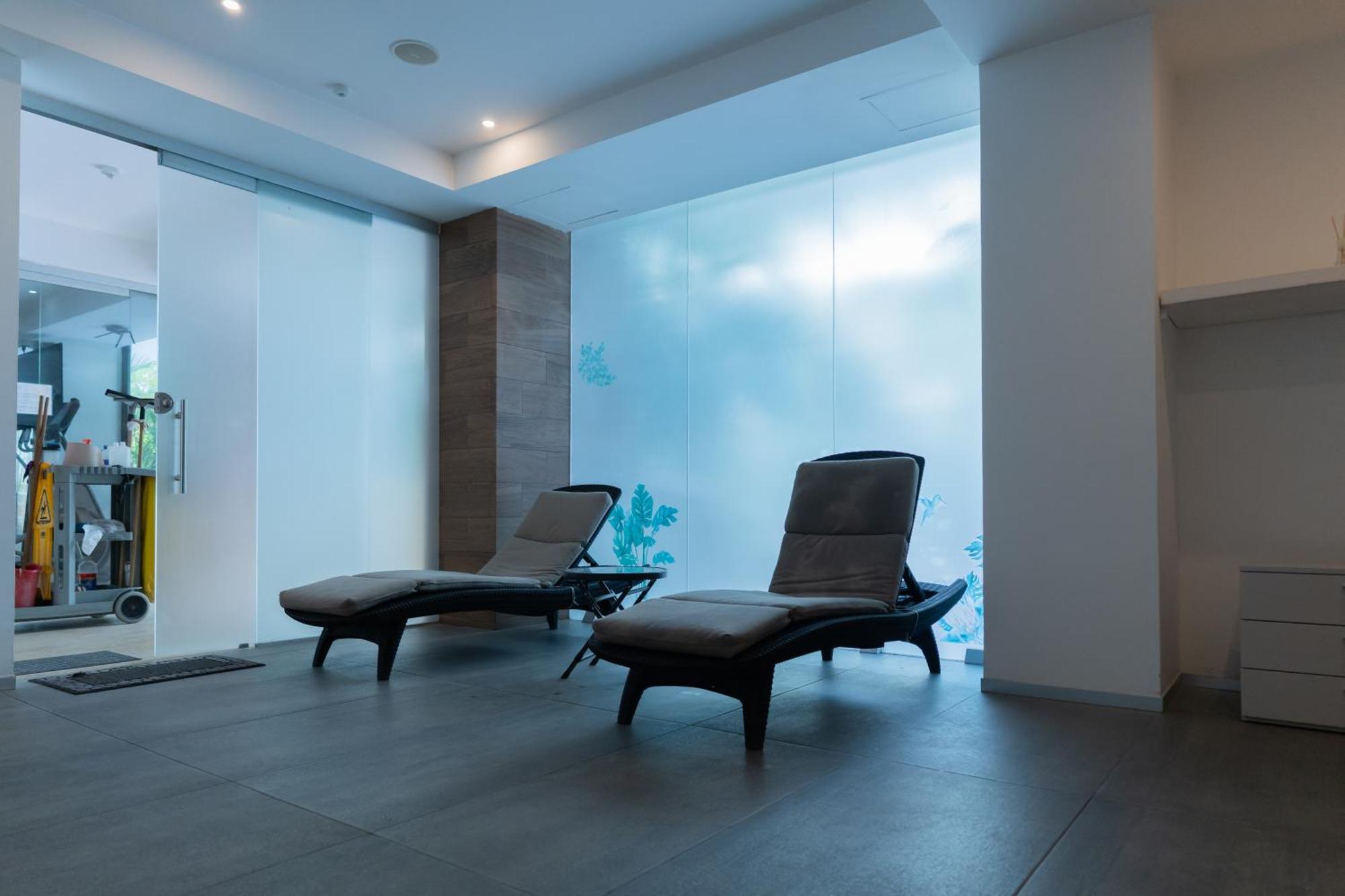 1br Luxury Loft - 2 Pools - Gym -near *