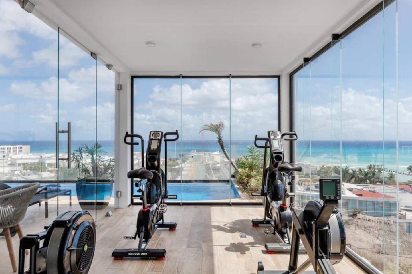 Apartamento Ocean View Balcony, Rooftop, Estudio Next 5thave