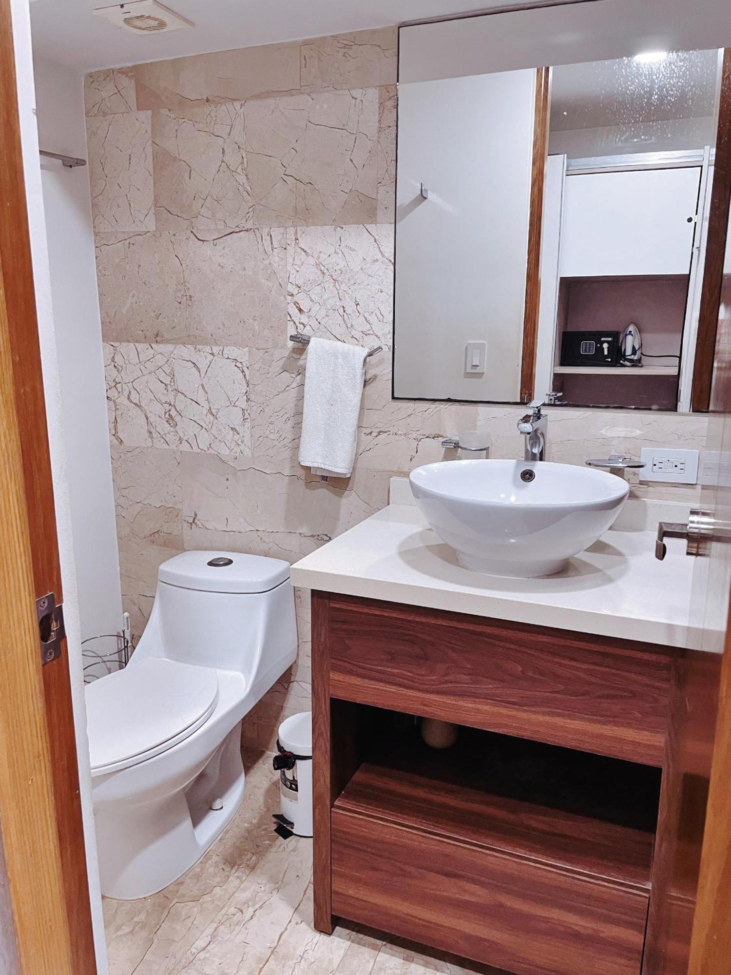 Apartamento Ocean View Balcony, Rooftop, Estudio Next 5thave Playa del Carmen