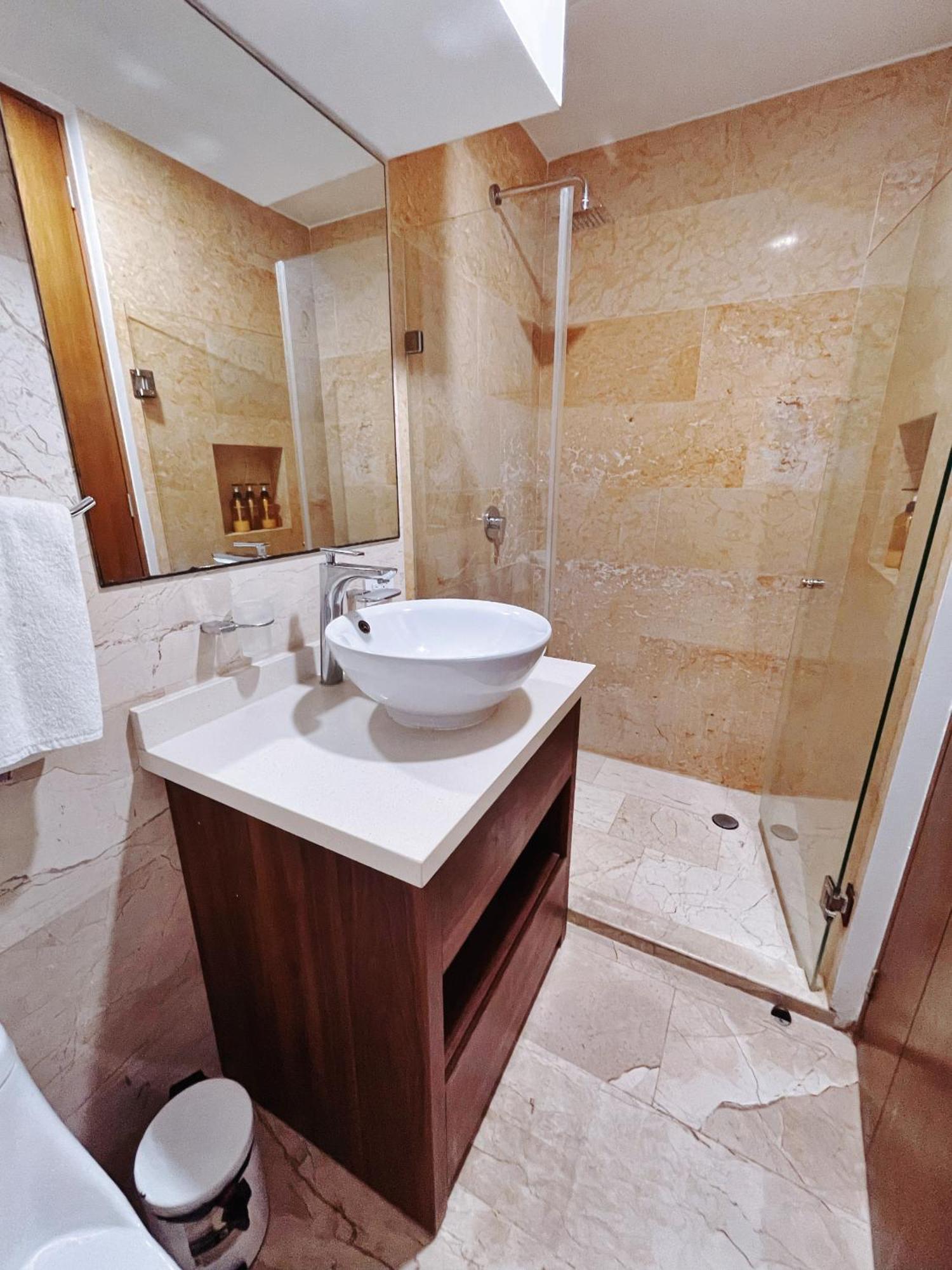 Apartamento Ocean View Balcony, Rooftop, Estudio Next 5thave *