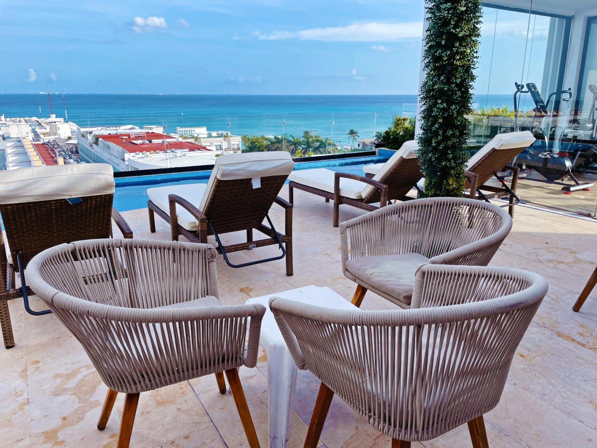 Ocean View Balcony, Rooftop, Estudio Next 5thave Apartamento *