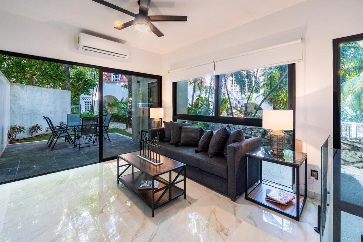 In Duplex One Block From Playacar Căn hộ Playa del Carmen