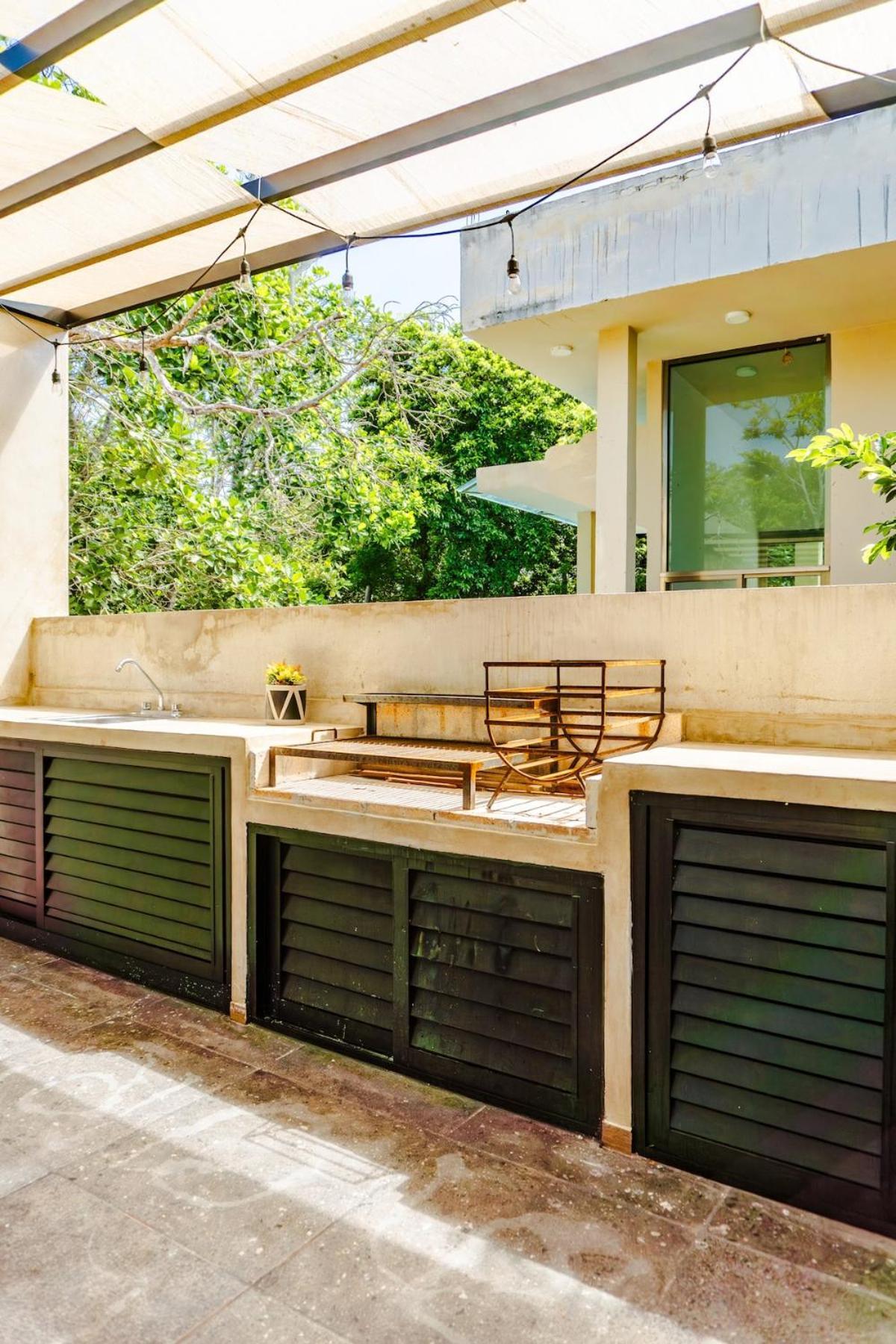 Stunning Modern With Pool And Access * Playa del Carmen