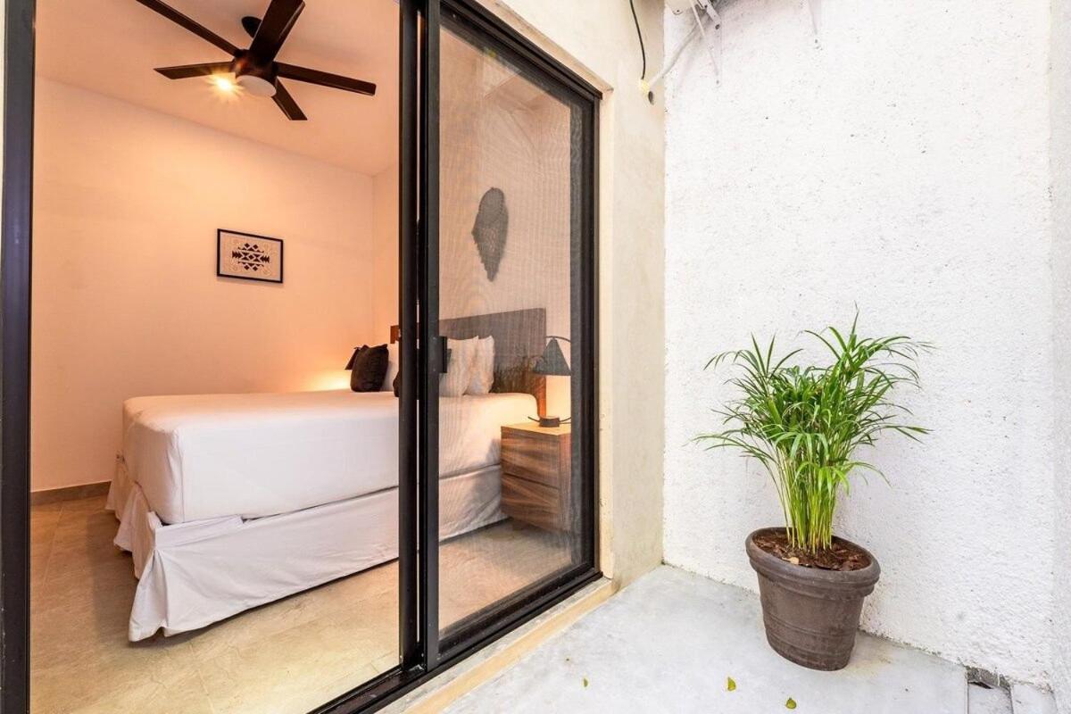 In Duplex One Block From Playacar Playa del Carmen