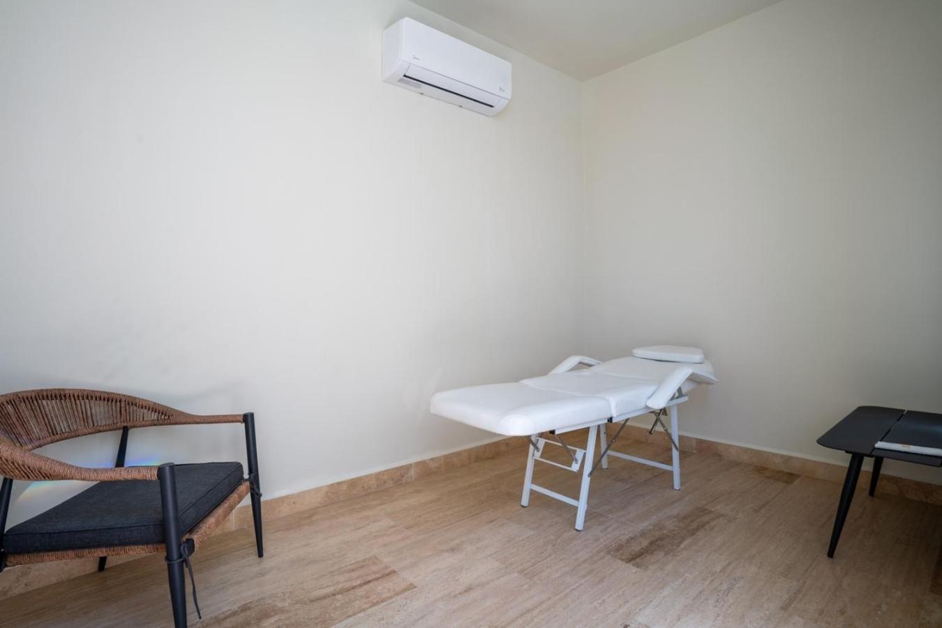Apartment Cozy & W/ Rooftop Infinity Pool & Gym Playa del Carmen