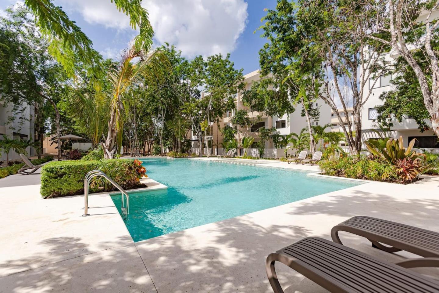 New Coto1112min Beach,gated,gym,playground,pools