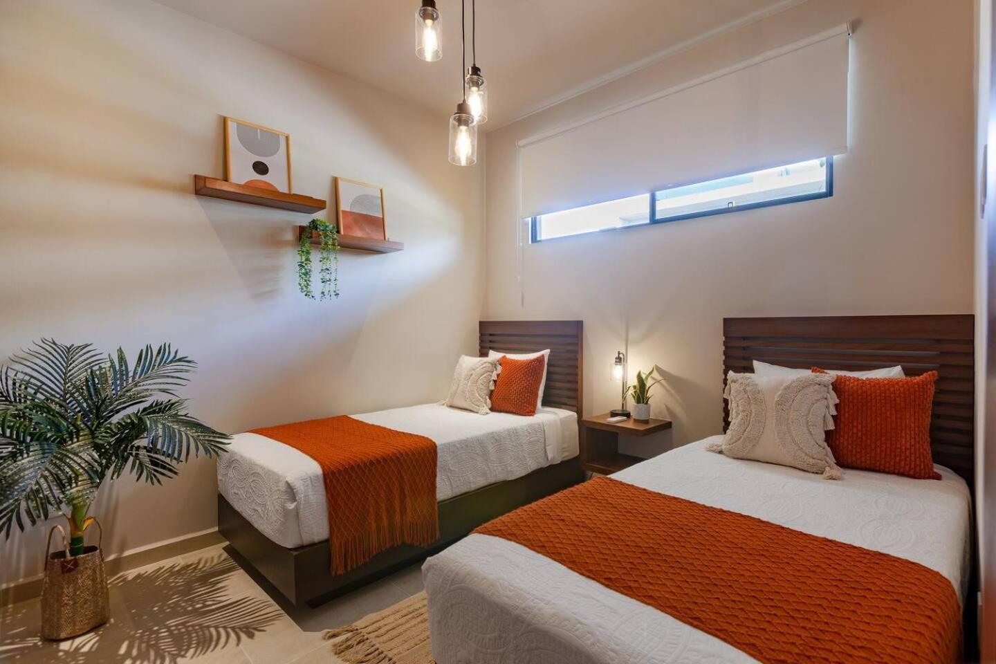 Casa de férias New Coto11gated,gym,pools,playground,12min