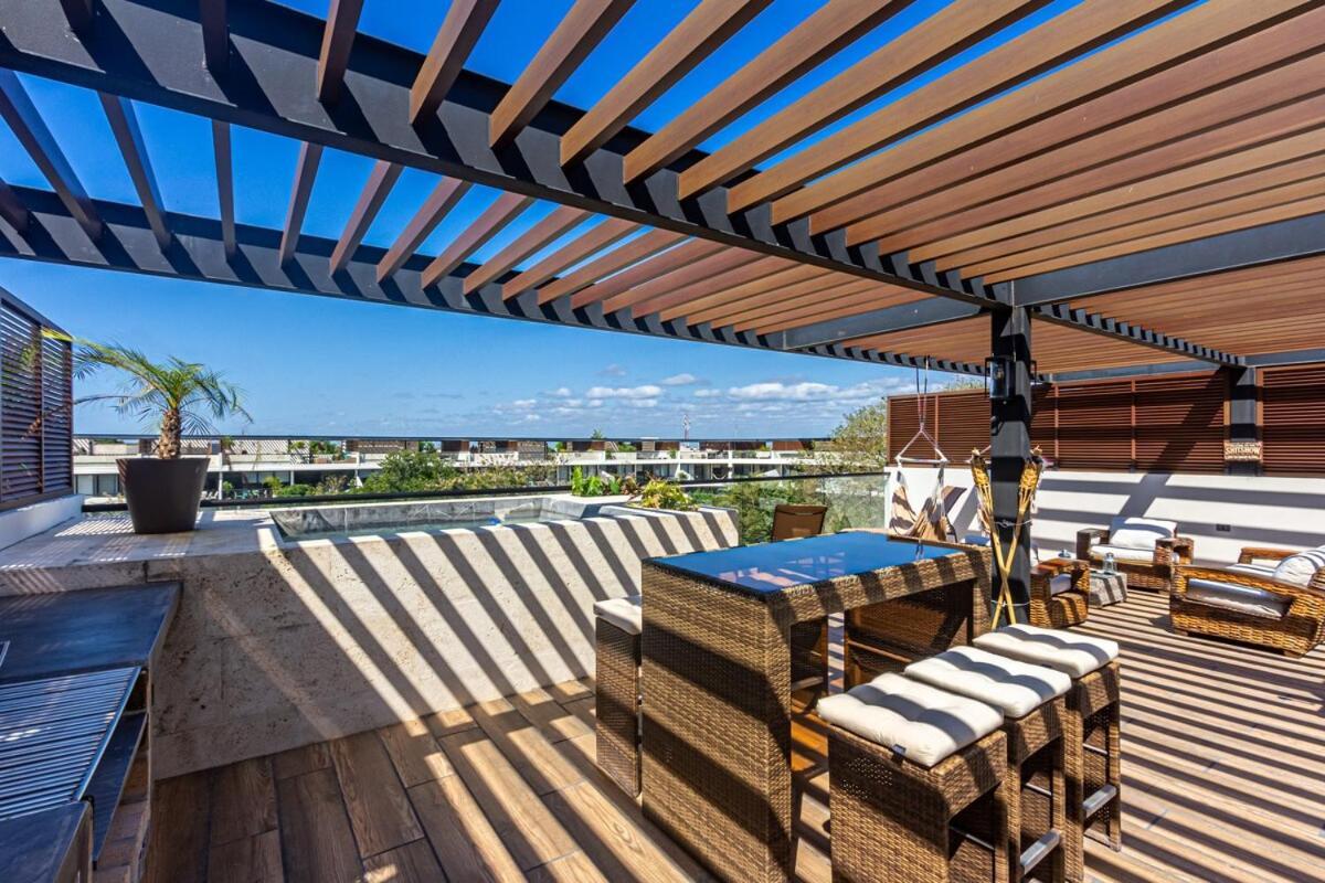 Two Bedroom Penthouse In 304e Apartamento *