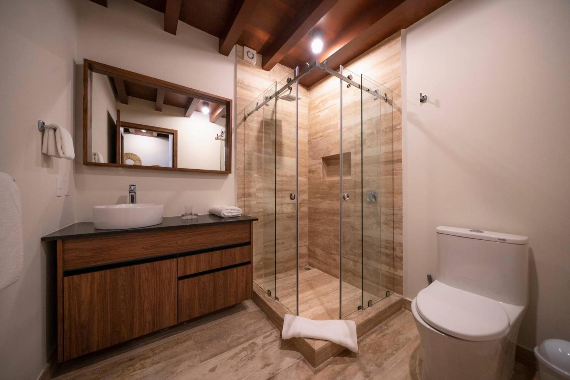 Сasa de vacaciones Luxury 2 Bedroom - Infinity Pool At Awa Residences In Playacar, Awa 107 Playa del Carmen