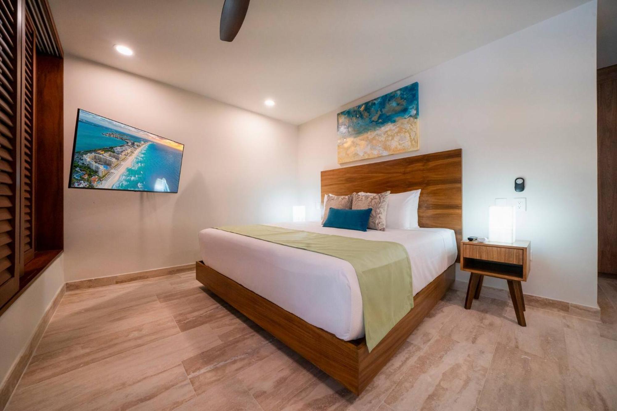 Сasa de vacaciones Luxury 2 Bedroom - Infinity Pool At Awa Residences In Playacar, Awa 107 *